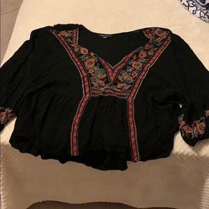 American Eagle embroidered top